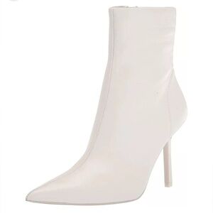 Steve Madden Womens Elysia Leather Pointed Toe Ankle Boots